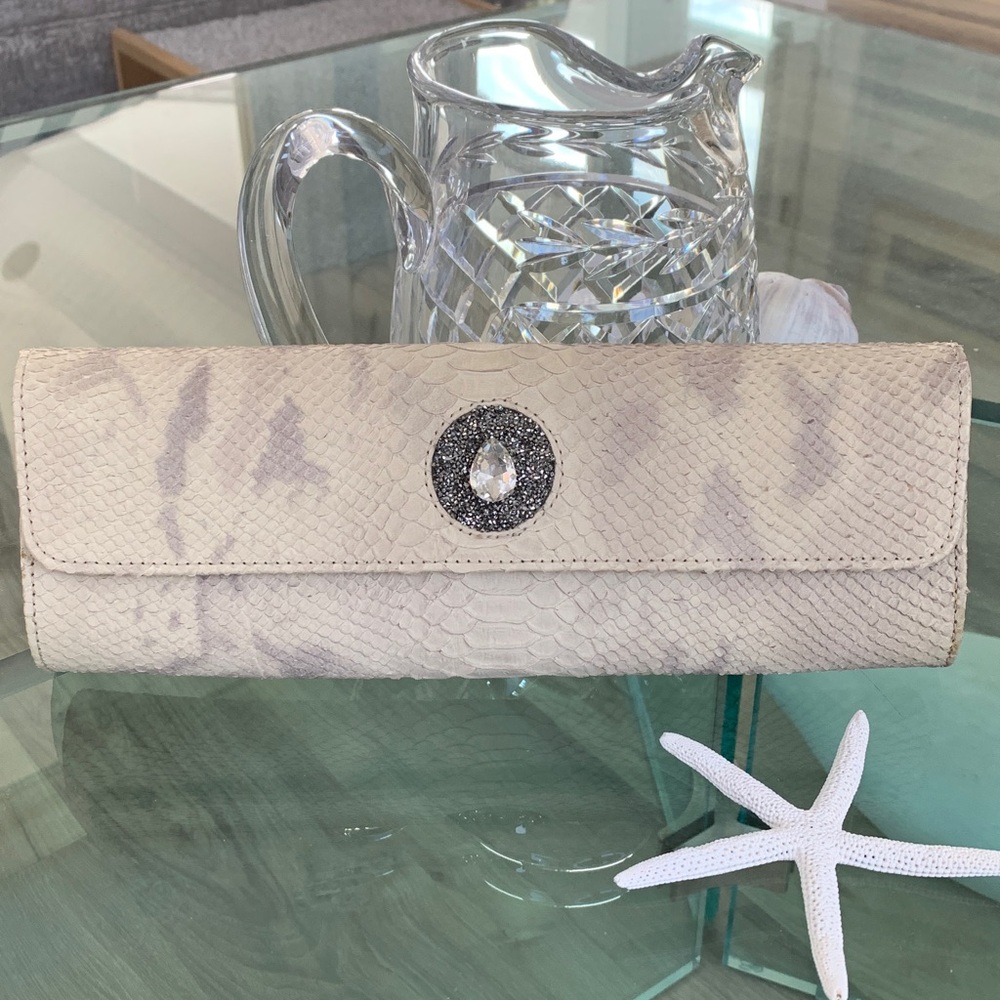 Elegant snakeskin Clutch